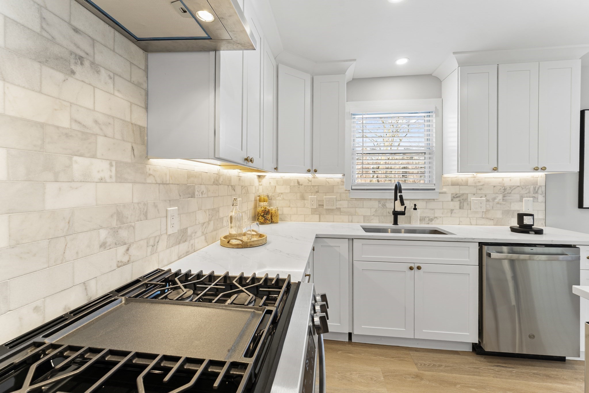52 Clifford St Property Photo 19