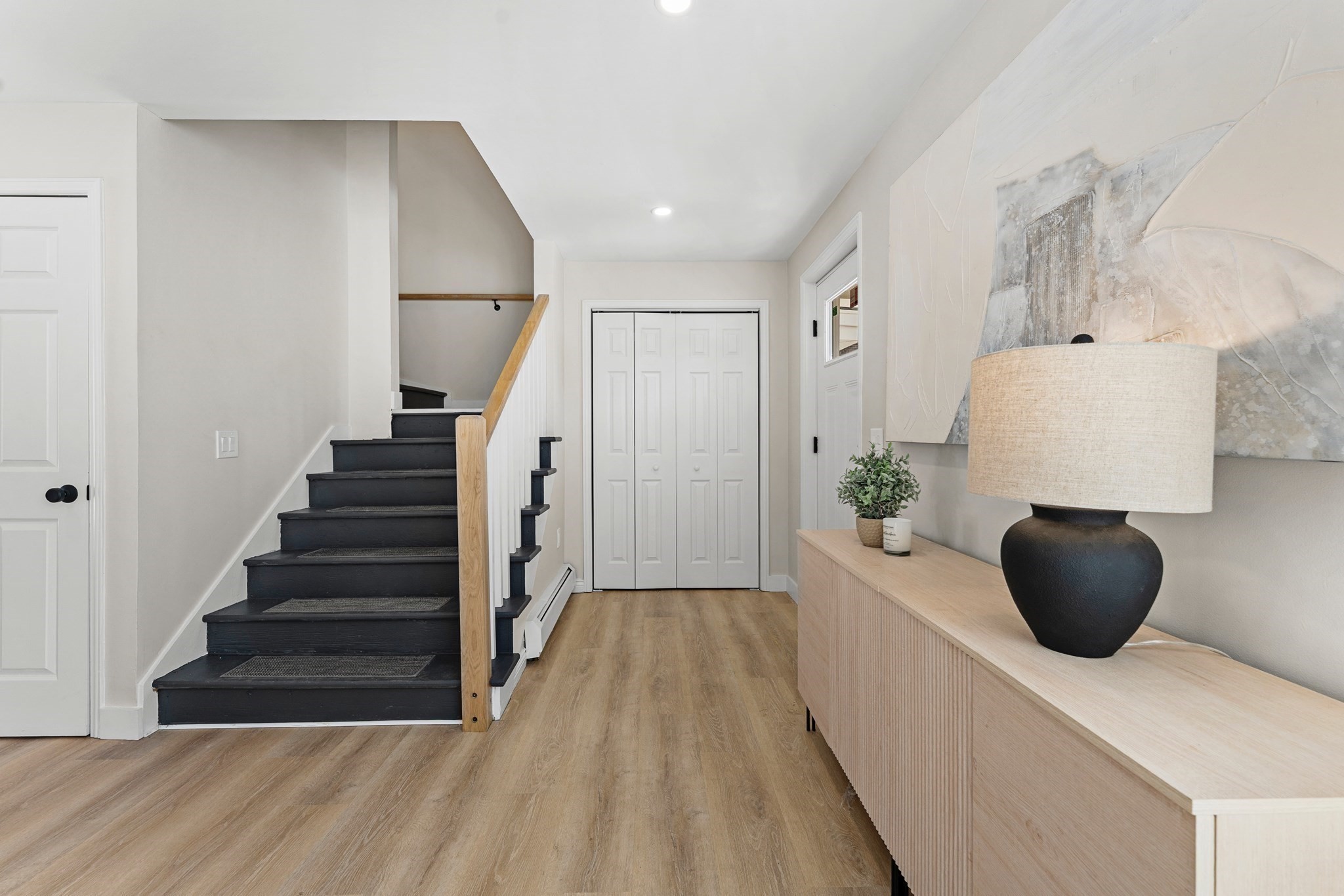 52 Clifford St Property Photo 23