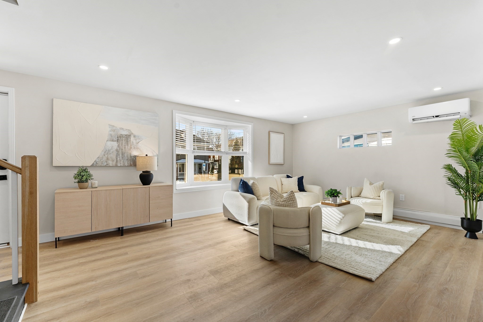 52 Clifford St Property Photo 24