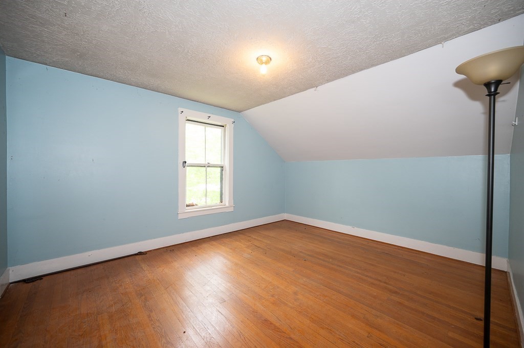 22 Comins Rd Property Photo 24