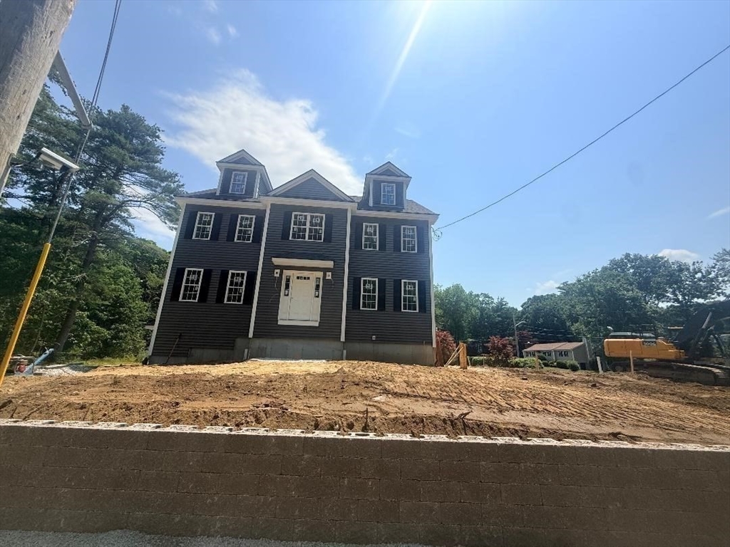 19 Fourth Avenue Property Photo 3