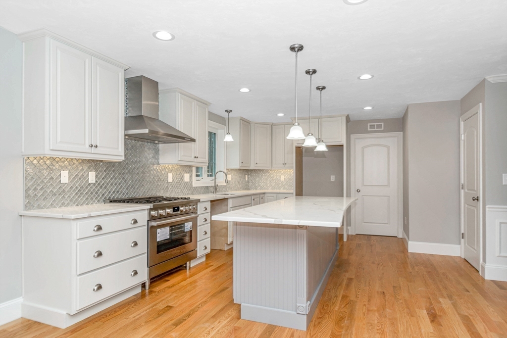 19 Fourth Avenue Property Photo 6