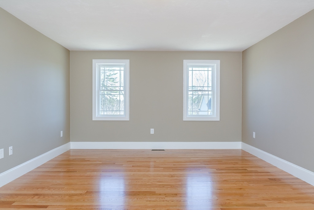 19 Fourth Avenue Property Photo 15