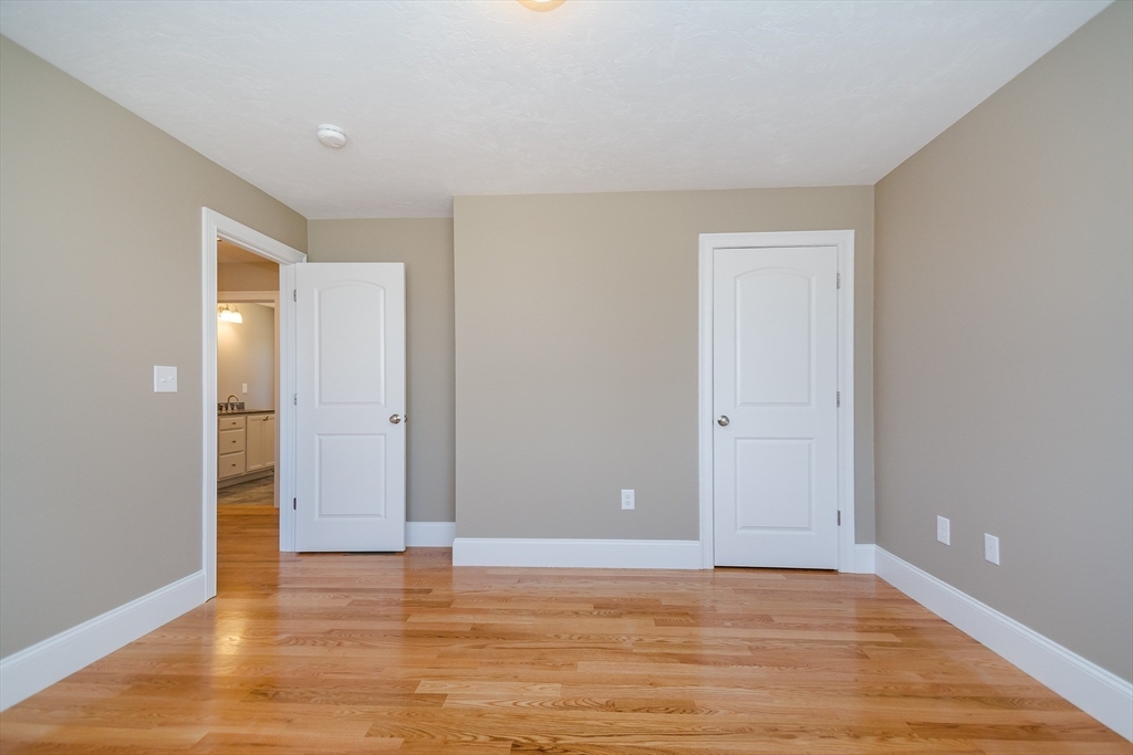 19 Fourth Avenue Property Photo 21