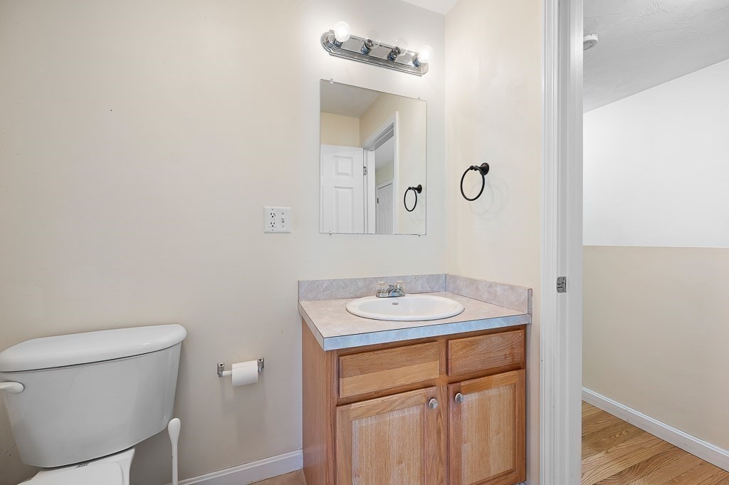 14 Mount Vernon St # A Property Photo 22