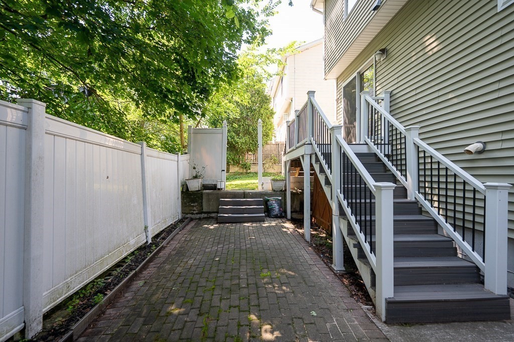 14 Mount Vernon St # A Property Photo 30