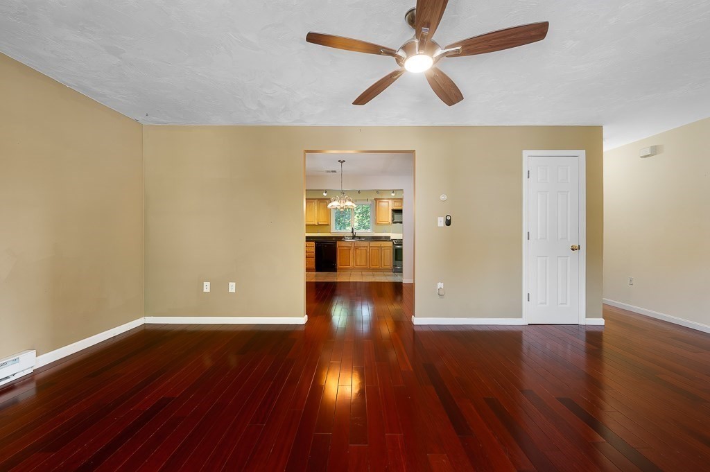 14 Mount Vernon St # A Property Photo 4
