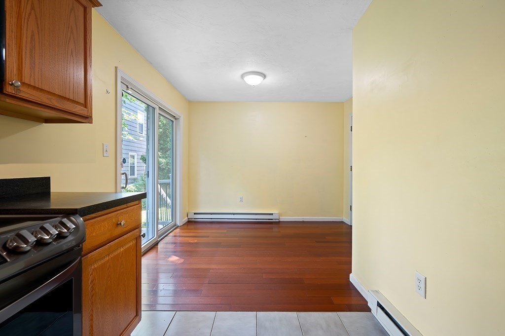 14 Mount Vernon St # A Property Photo 10