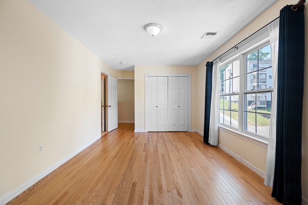 14 Mount Vernon St # A Property Photo 24