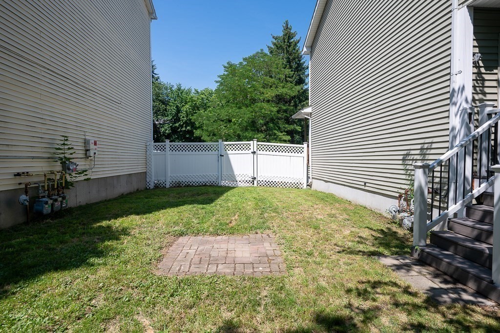 14 Mount Vernon St # A Property Photo 33