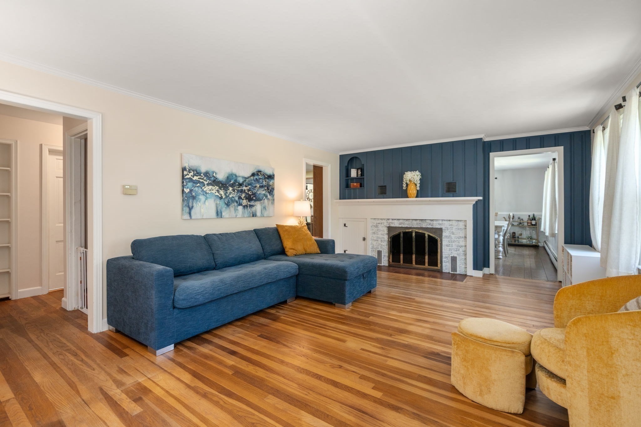 51 Laurelwood Rd Property Photo 7