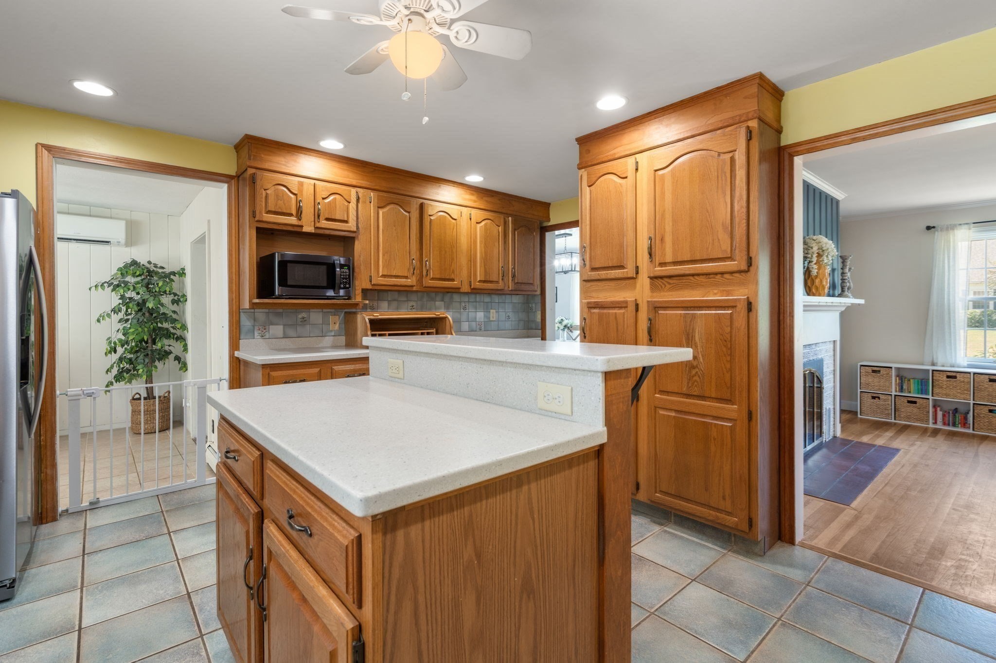 51 Laurelwood Rd Property Photo 17