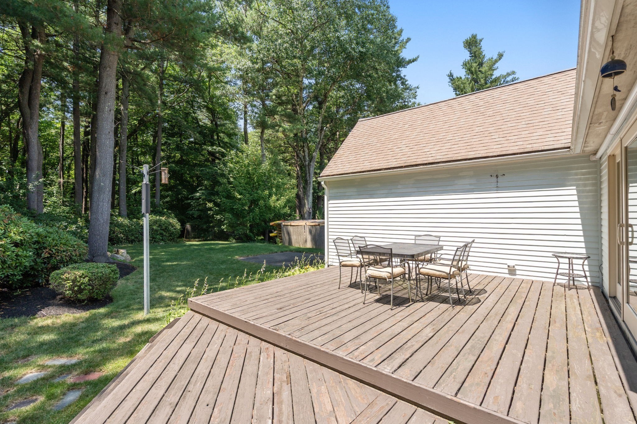 51 Laurelwood Rd Property Photo 37