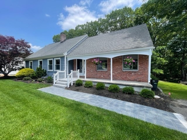 25 Indian Hill Road Property Photo 2