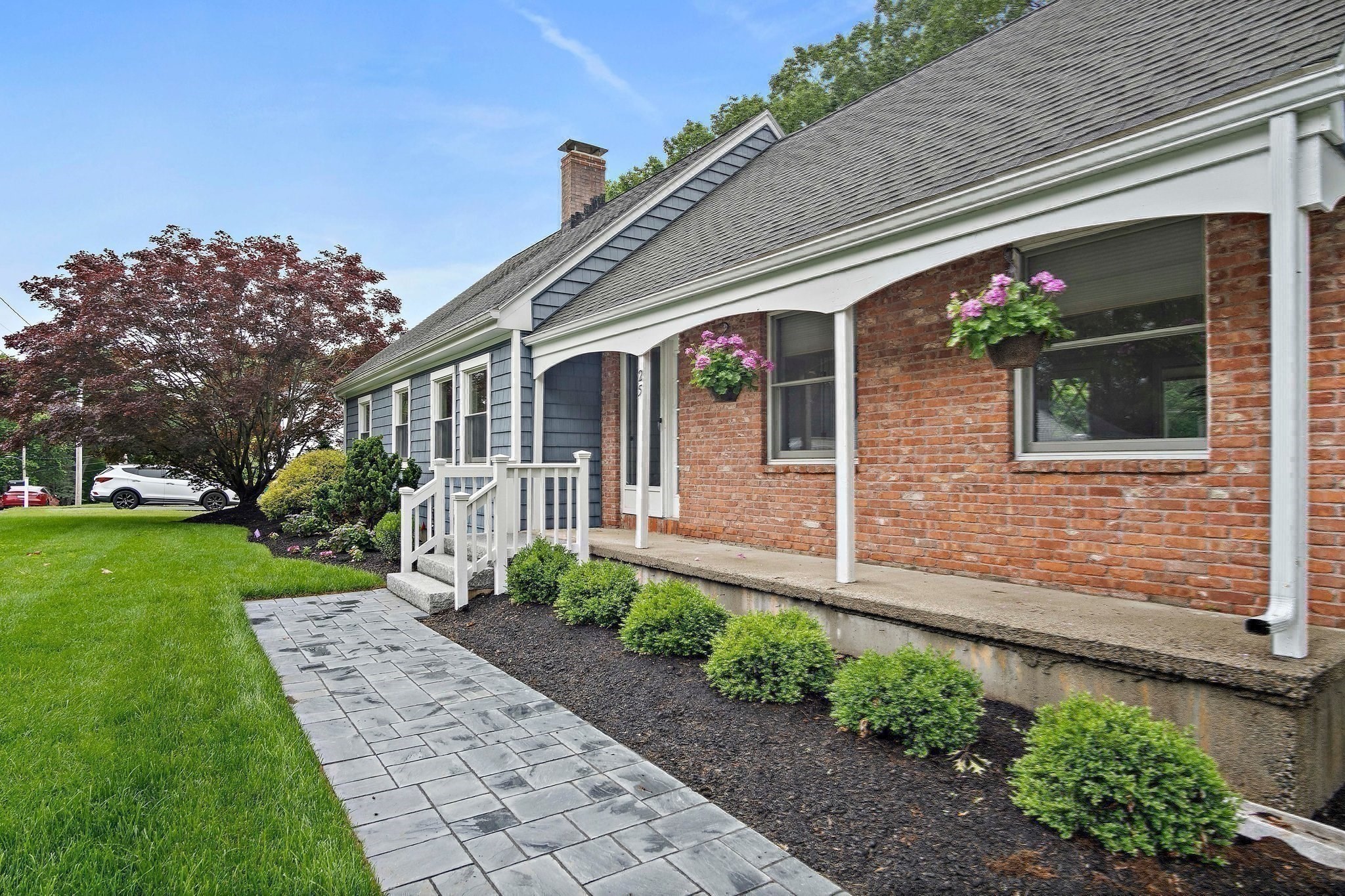 25 Indian Hill Road Property Photo 3