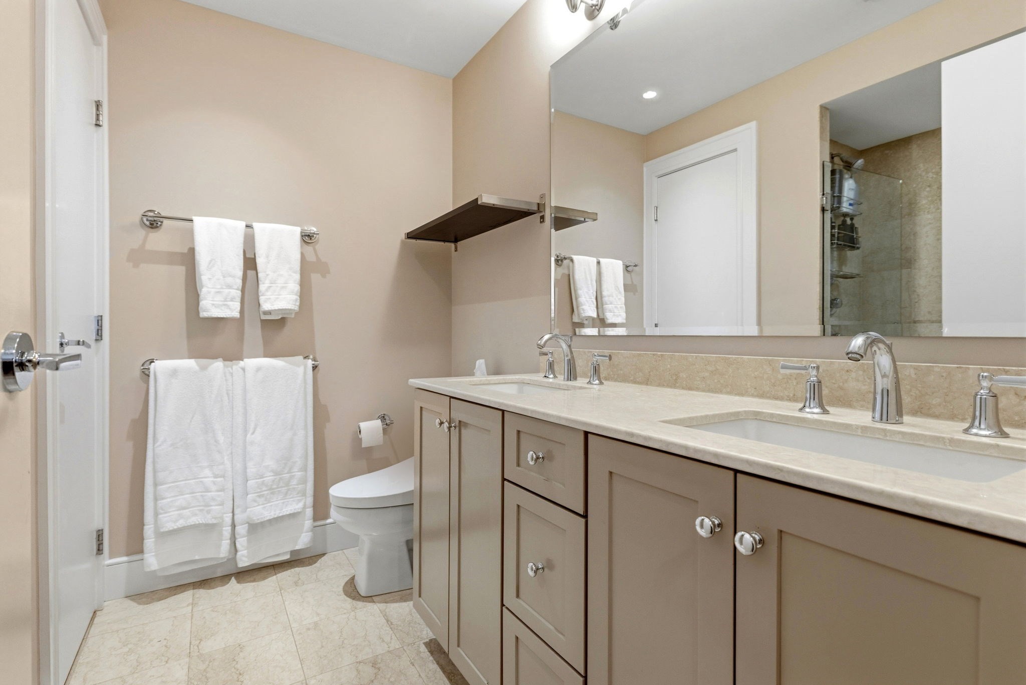 1280 Washington Street # 202 Property Photo 10