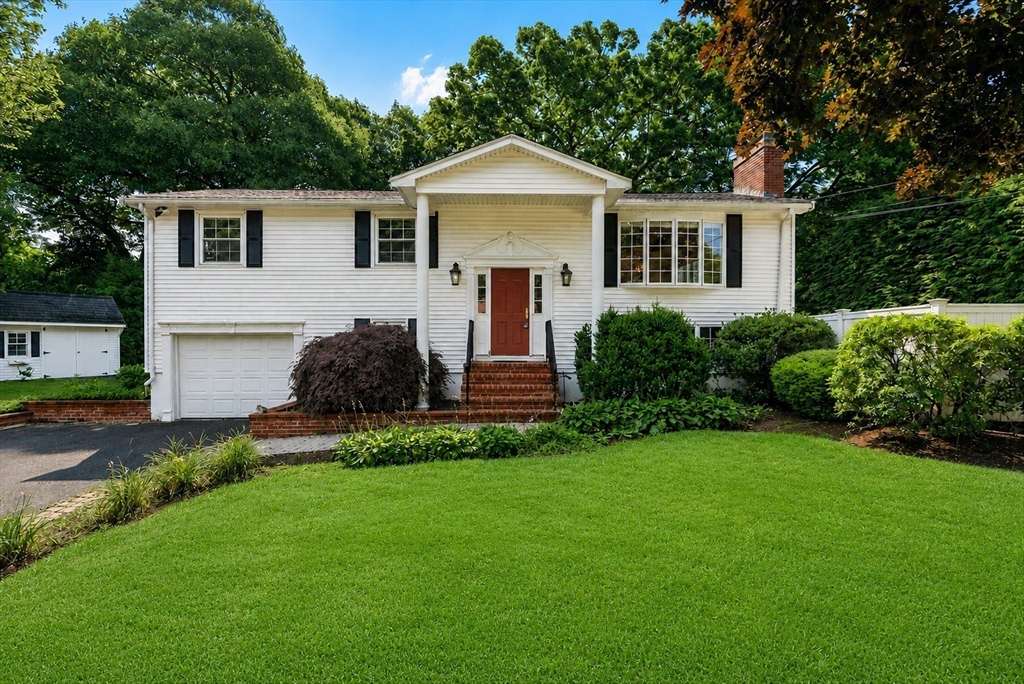 114 Albemarle Property Photo 1