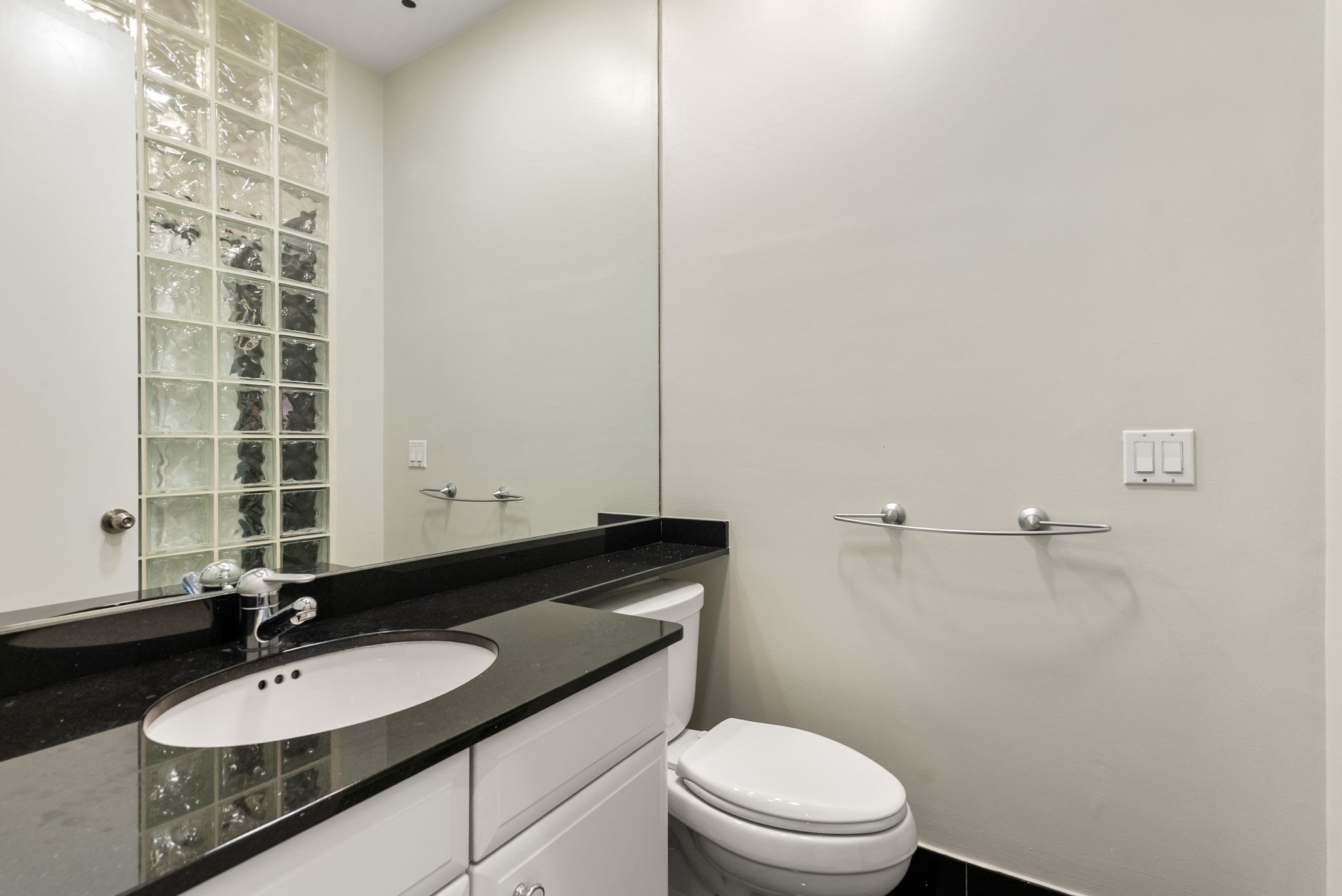 221 Columbus Ave # 203 Property Photo 17