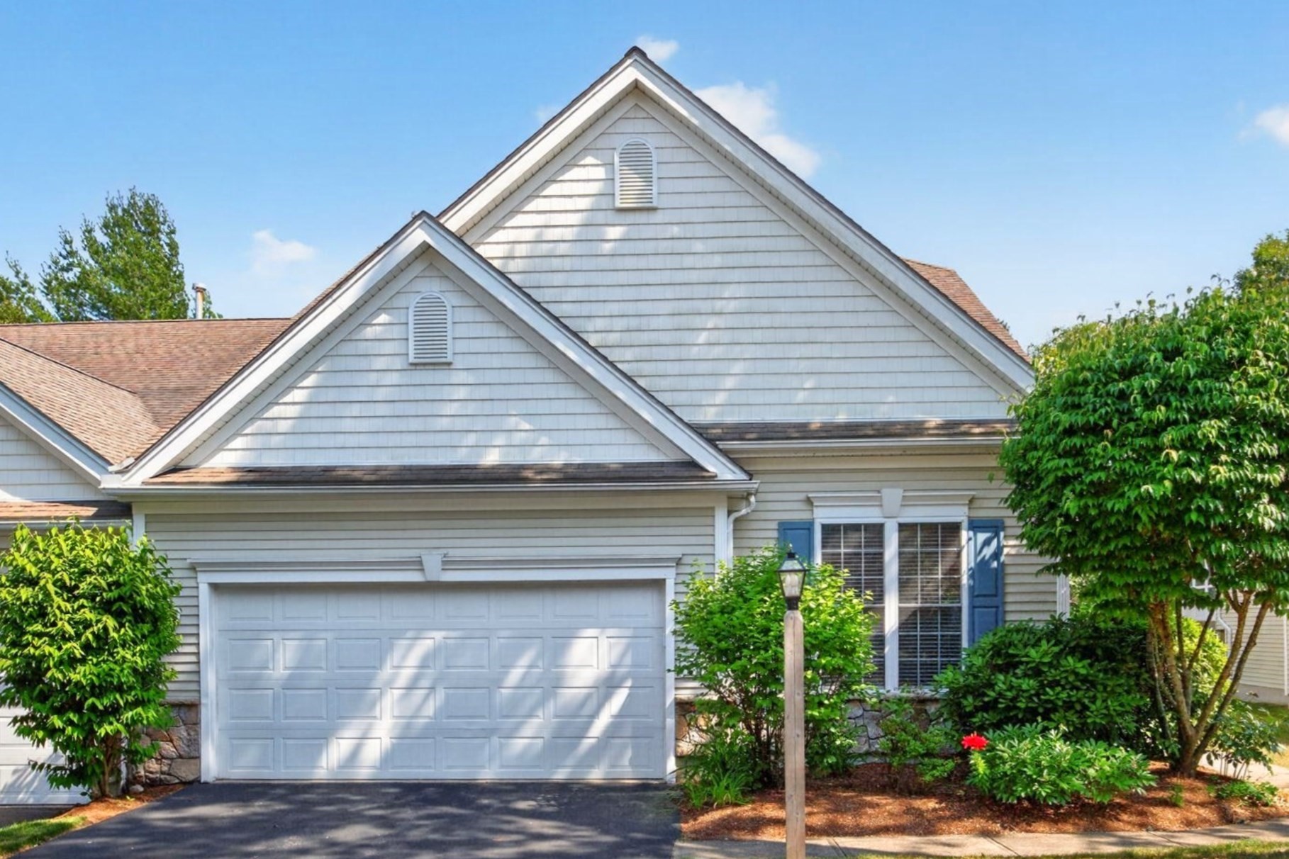 28 Cross Wind Property Photo 1