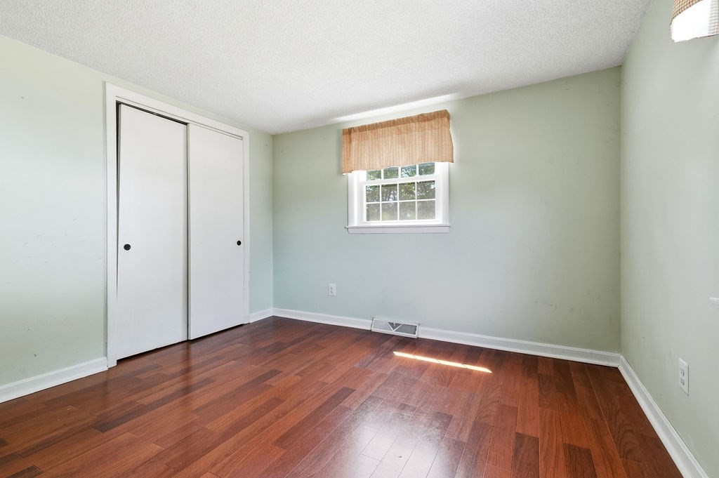 258 Mansfield Ave Property Photo 17