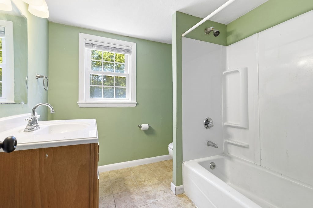 258 Mansfield Ave Property Photo 26