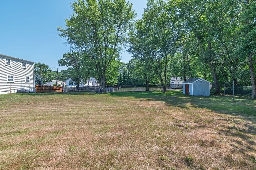 258 Mansfield Ave Property Photo 30