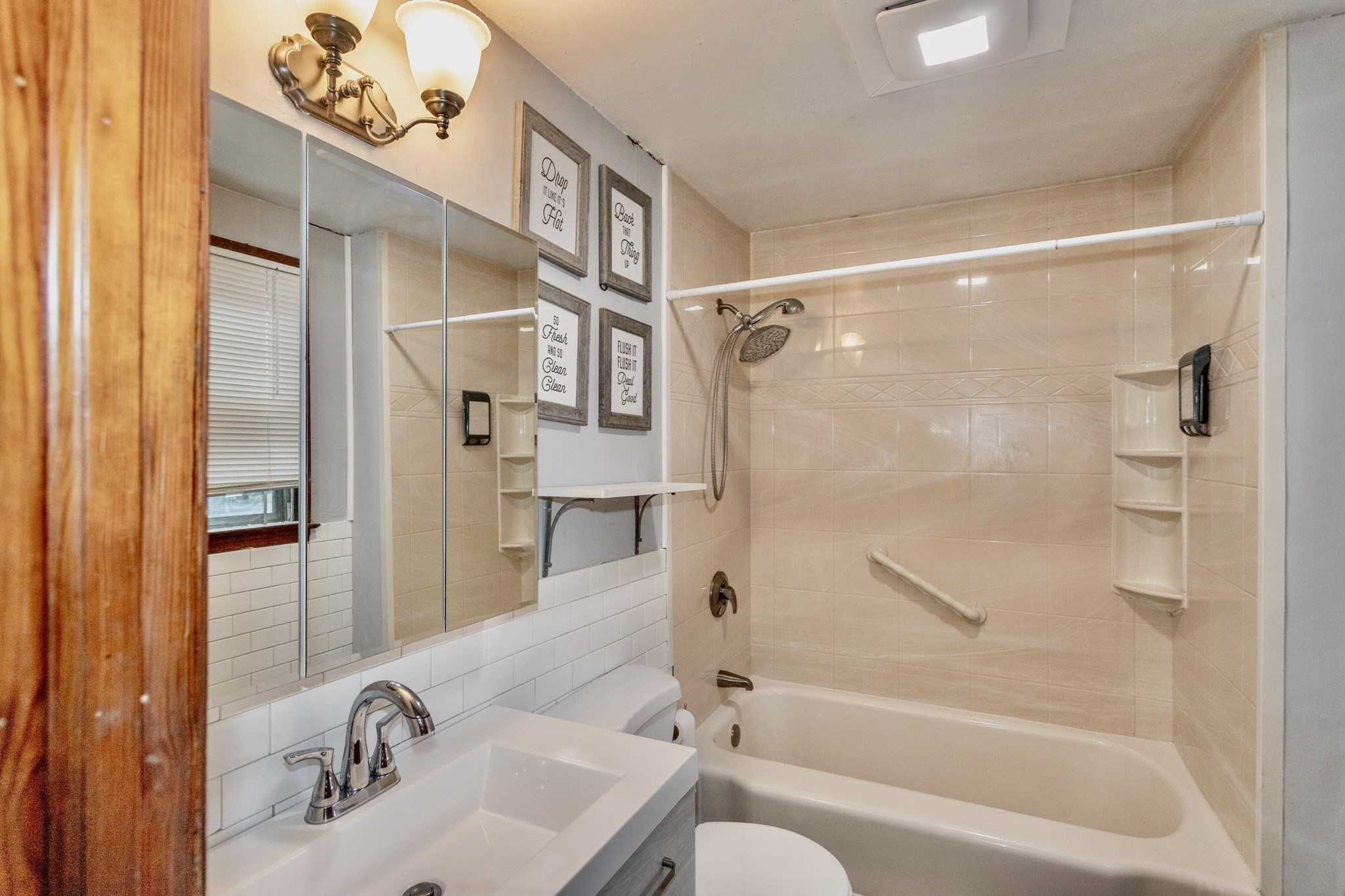 15 Kenwood Street Property Photo 15