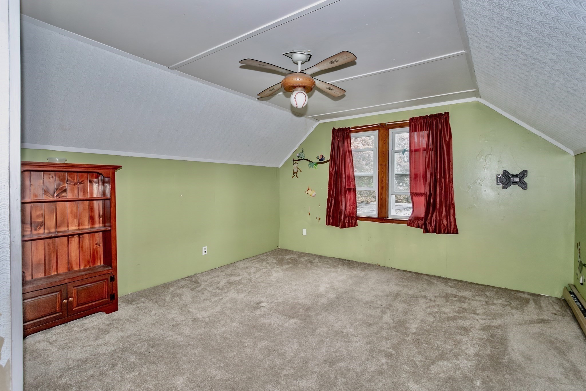15 Kenwood Street Property Photo 23