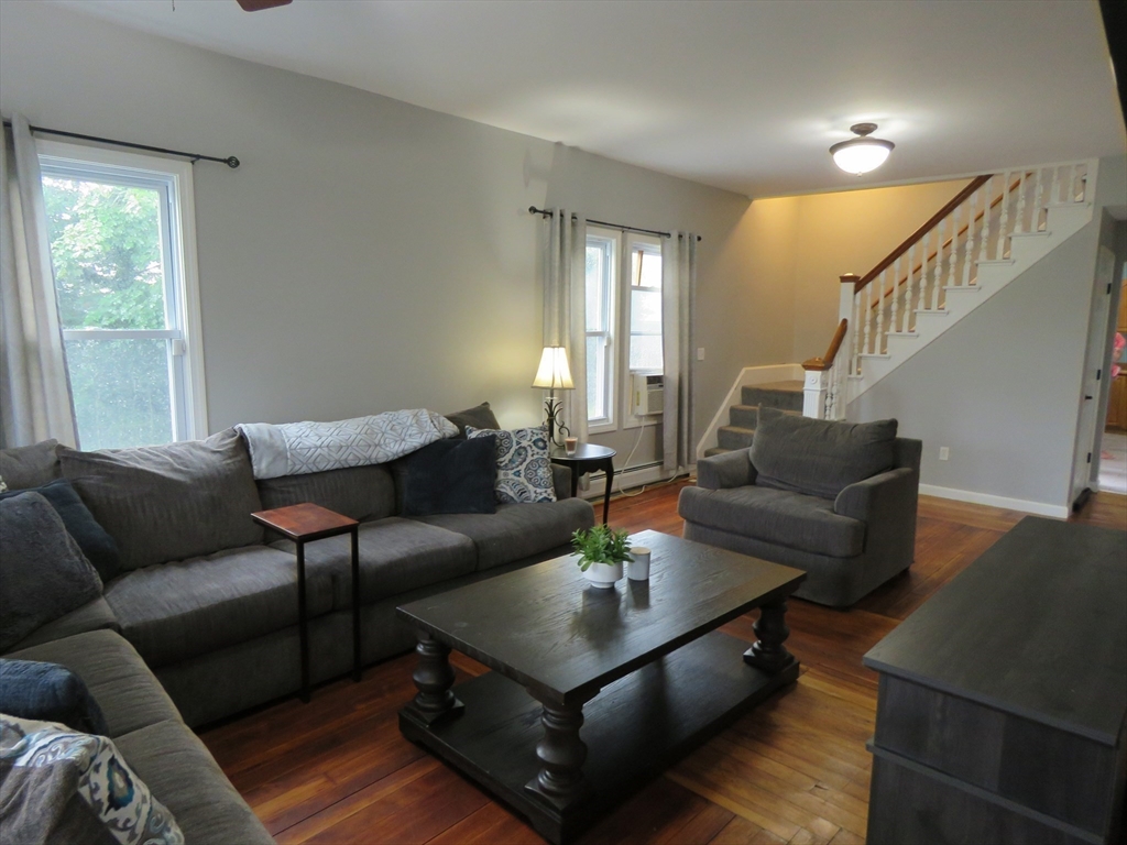 26 Edward St Property Photo 5