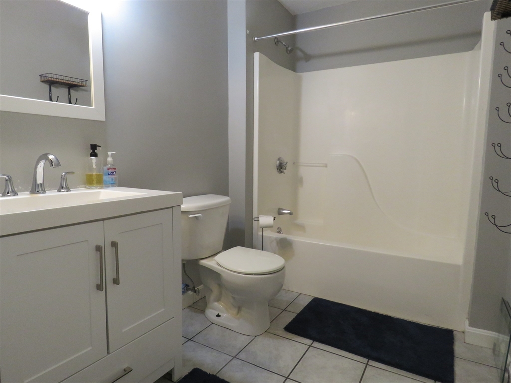26 Edward St Property Photo 22