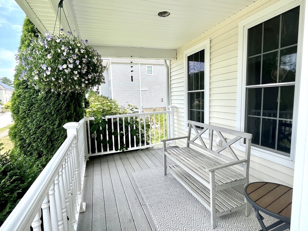 35 Brunelle Dr Property Photo 5