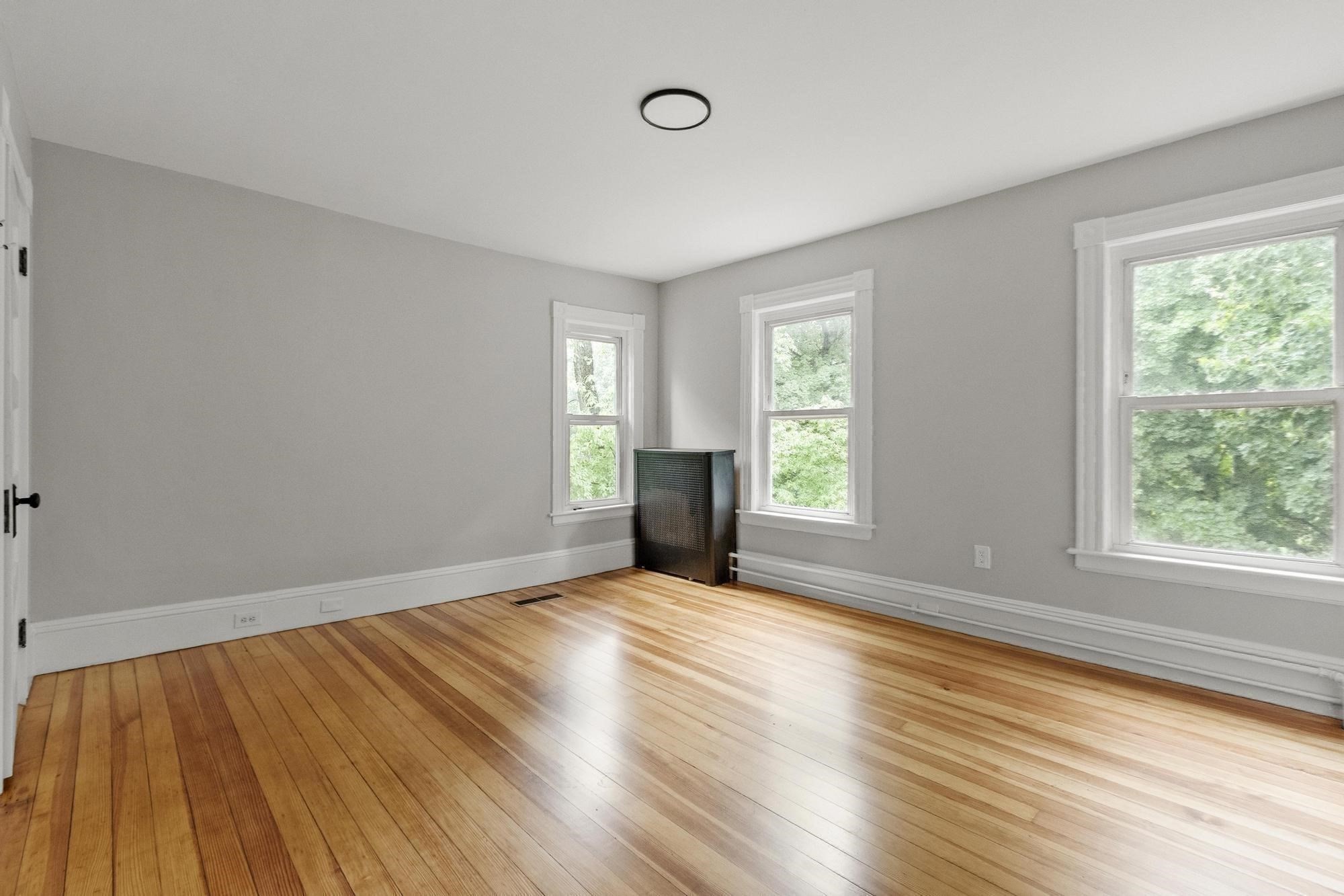 1347 Main Street Property Photo 31