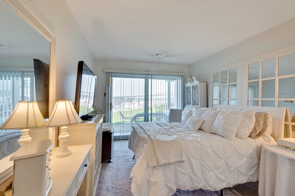700 Shore Drive # 303 Property Photo 15