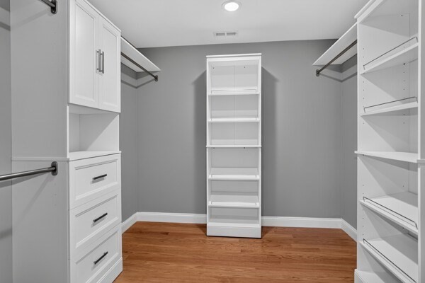 121 Lexington St Property Photo 24