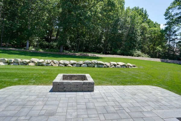 121 Lexington St Property Photo 34