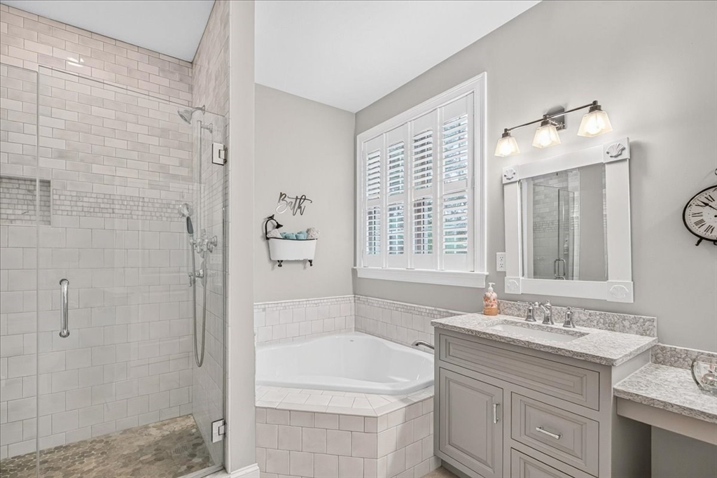 8 Redtail Lane Property Photo 29