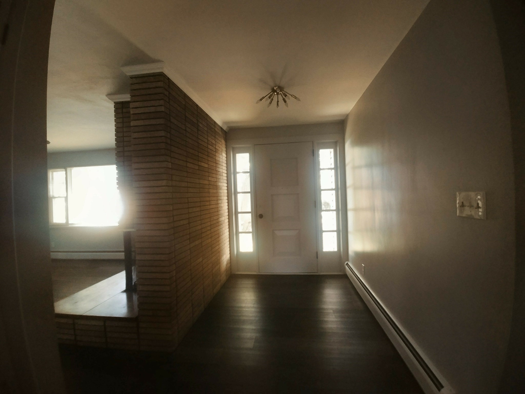 68 Dayton St Property Photo 6
