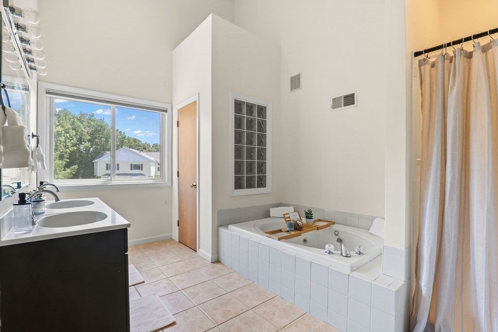 2503 Old Bridge Ln # 2503 Property Photo 27