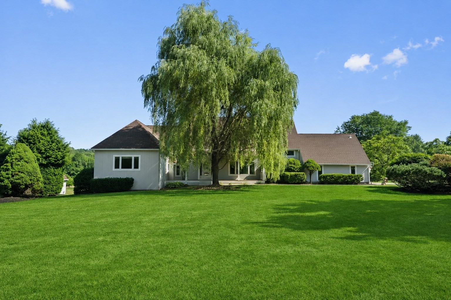 6 Lynbrook Road Property Photo 4