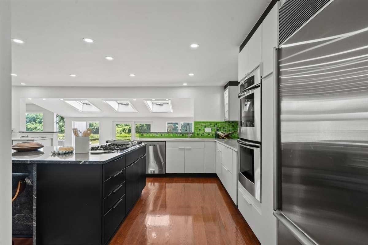 6 Lynbrook Road Property Photo 10
