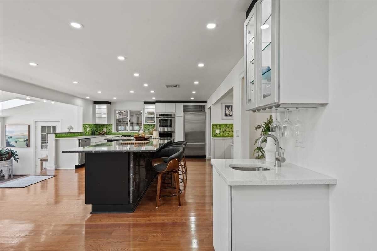 6 Lynbrook Road Property Photo 11