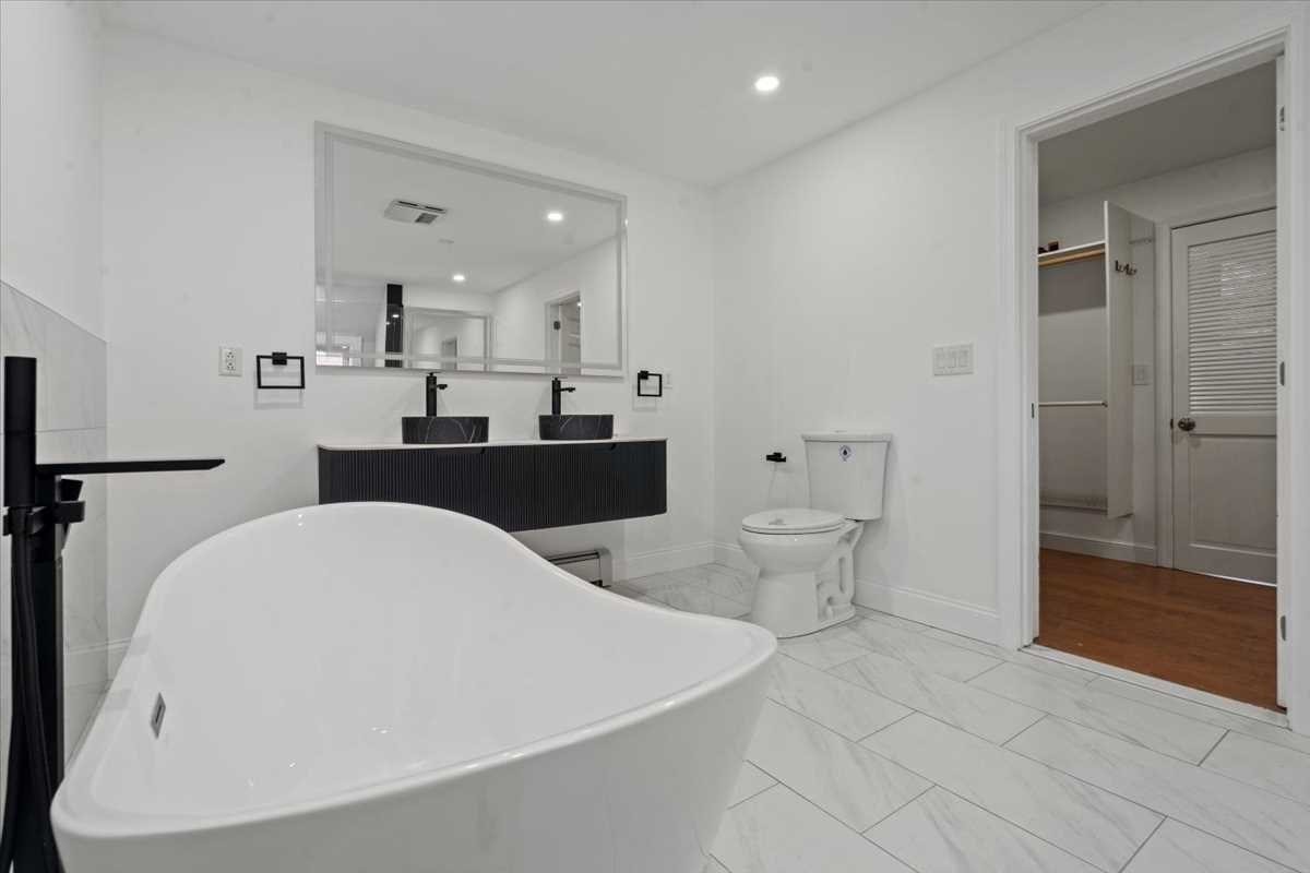 6 Lynbrook Road Property Photo 20