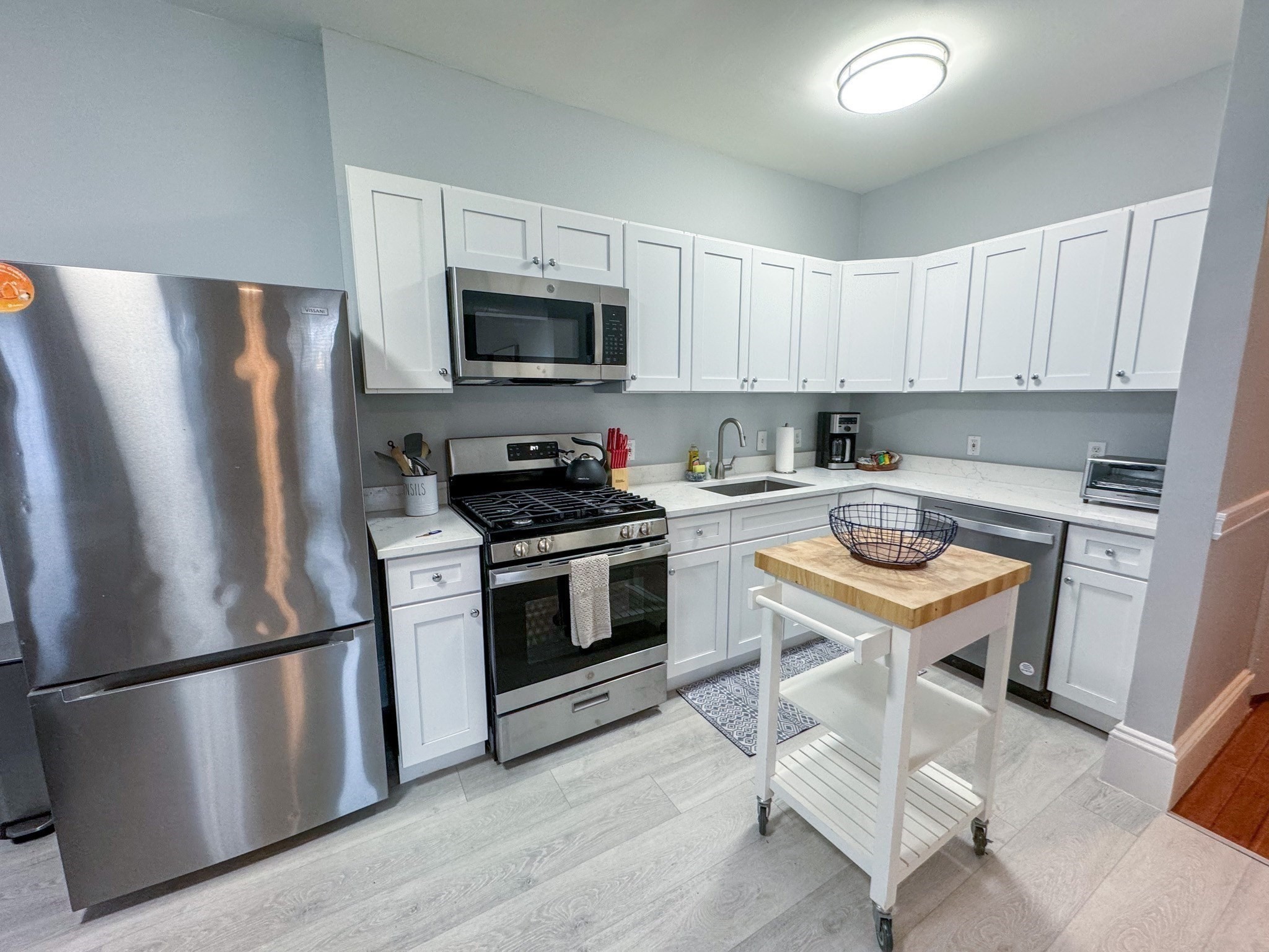 636 Washington St # 1 Property Photo 4