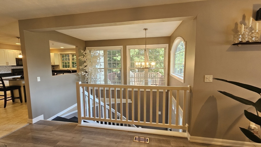 10 Paul Revere Path # 10 Property Photo 3