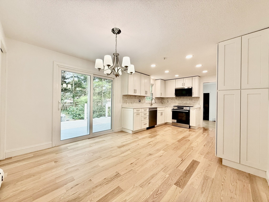 17 Hadrada Lane Property Photo 6