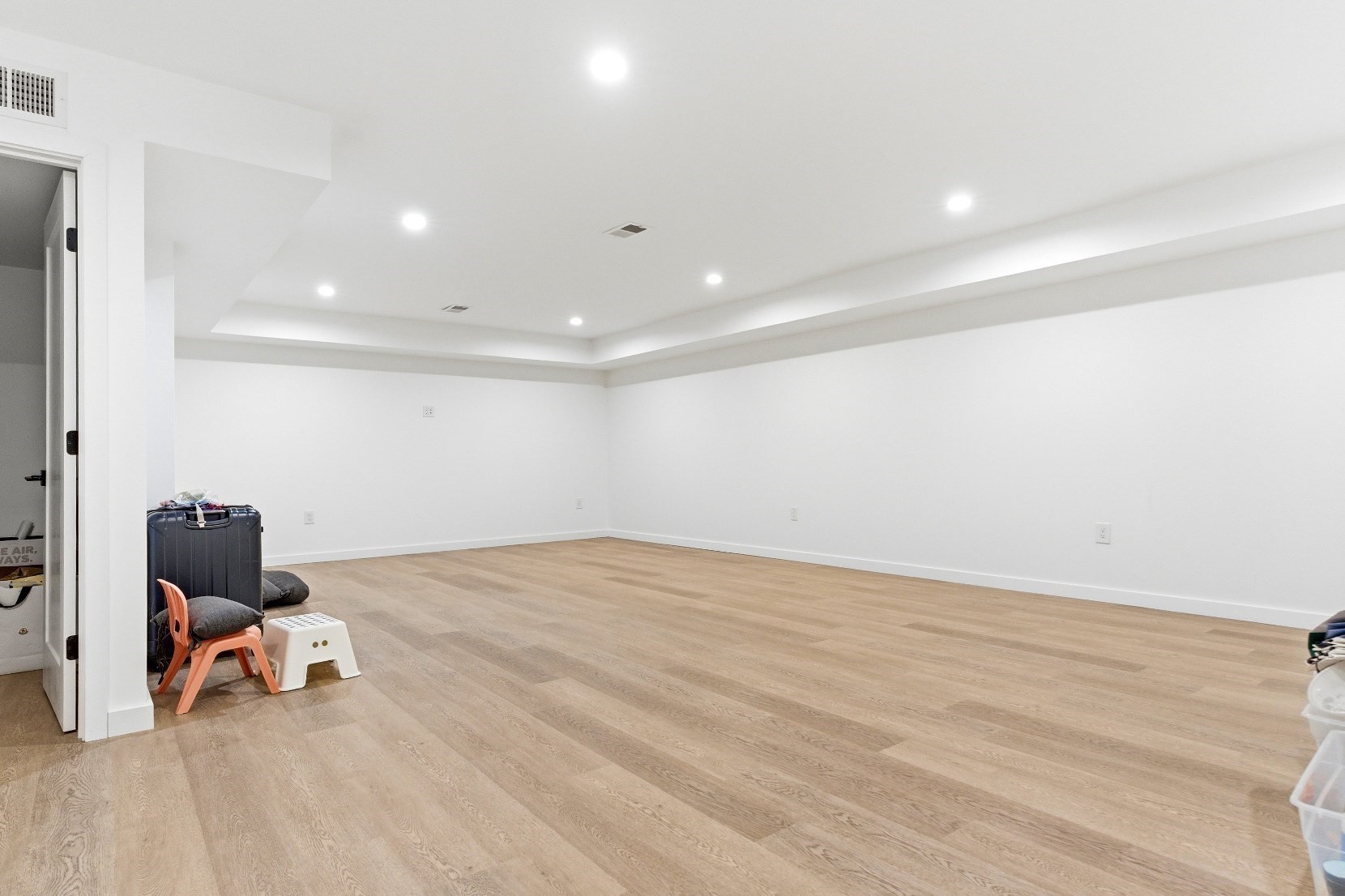 70 Walker St Property Photo 15