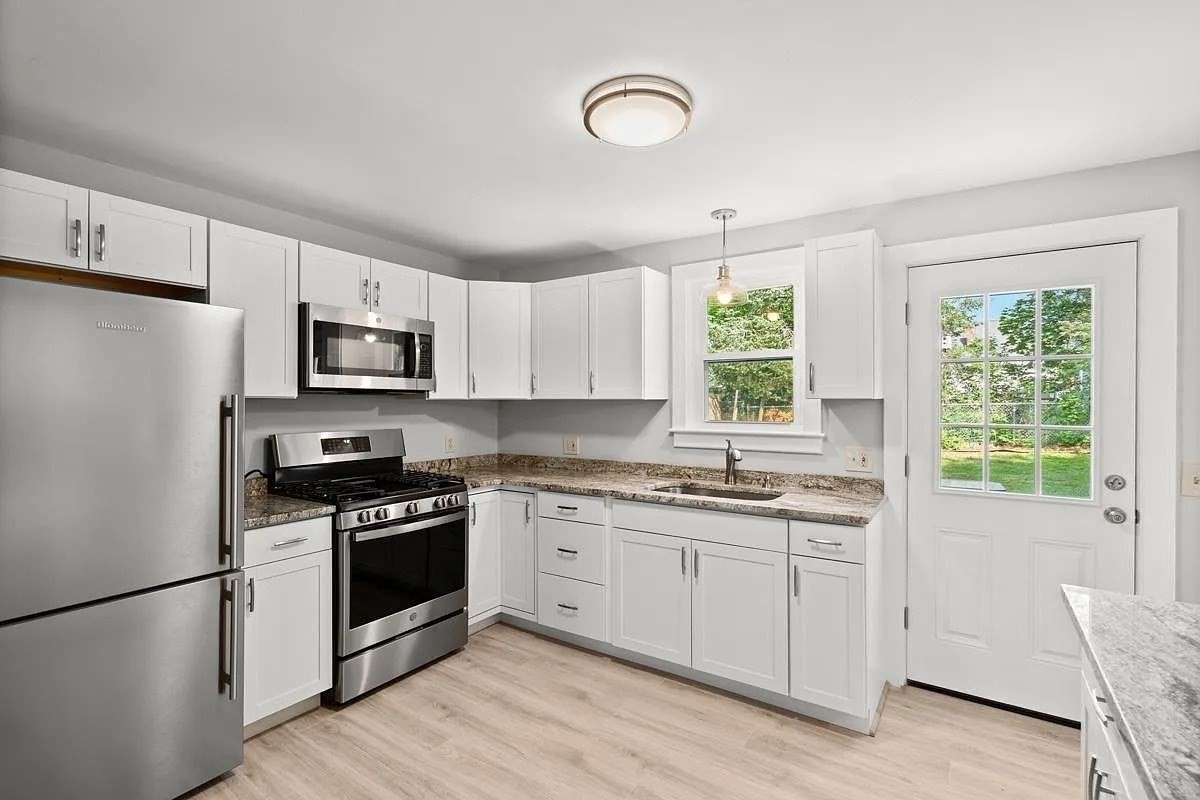 6 Richs Court Property Photo 9
