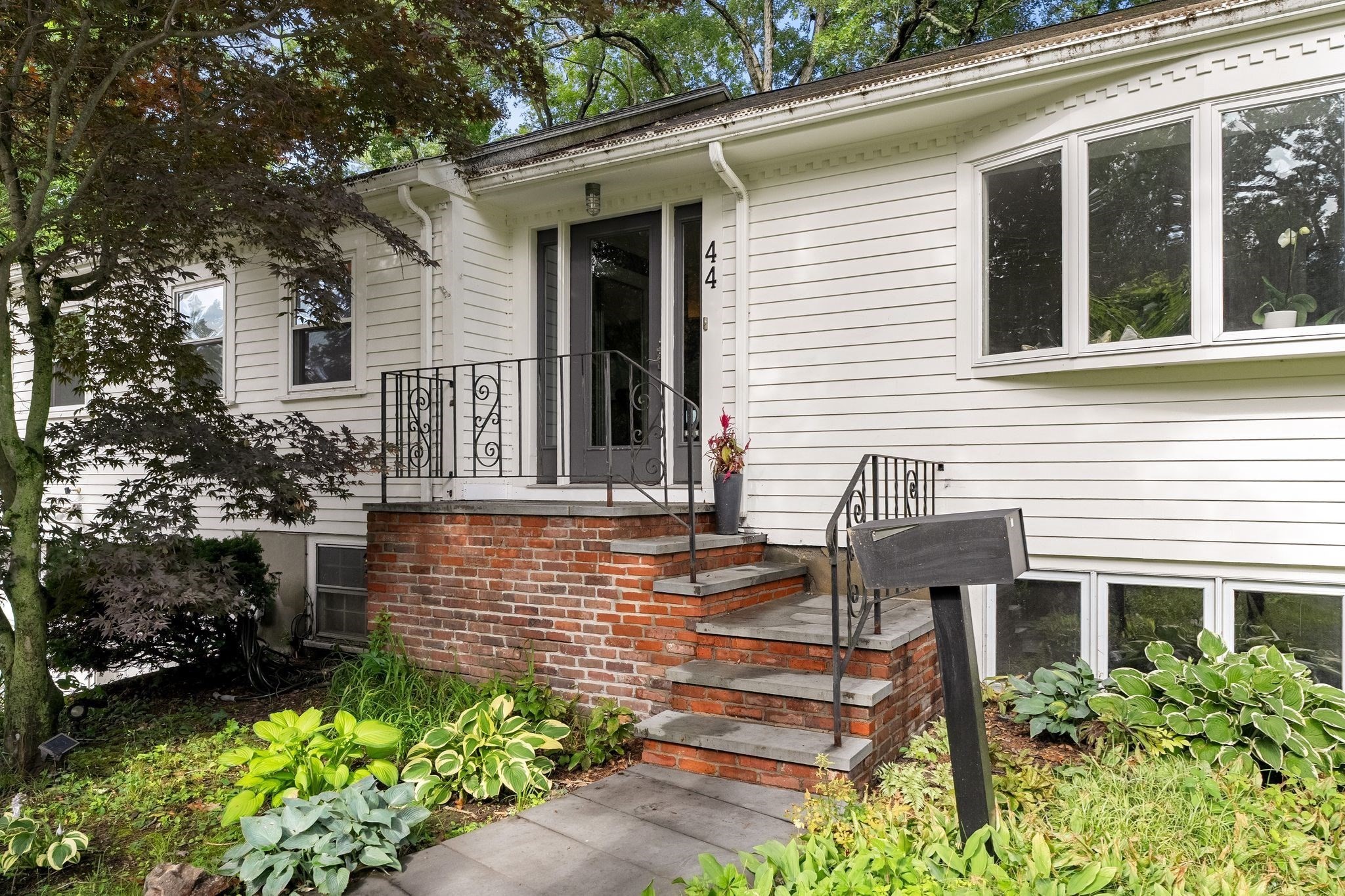 44 Windemere Rd Property Photo 4