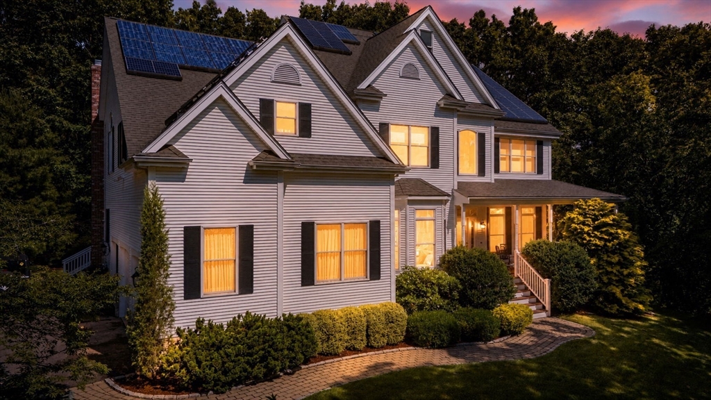 22 Rhodes Dr