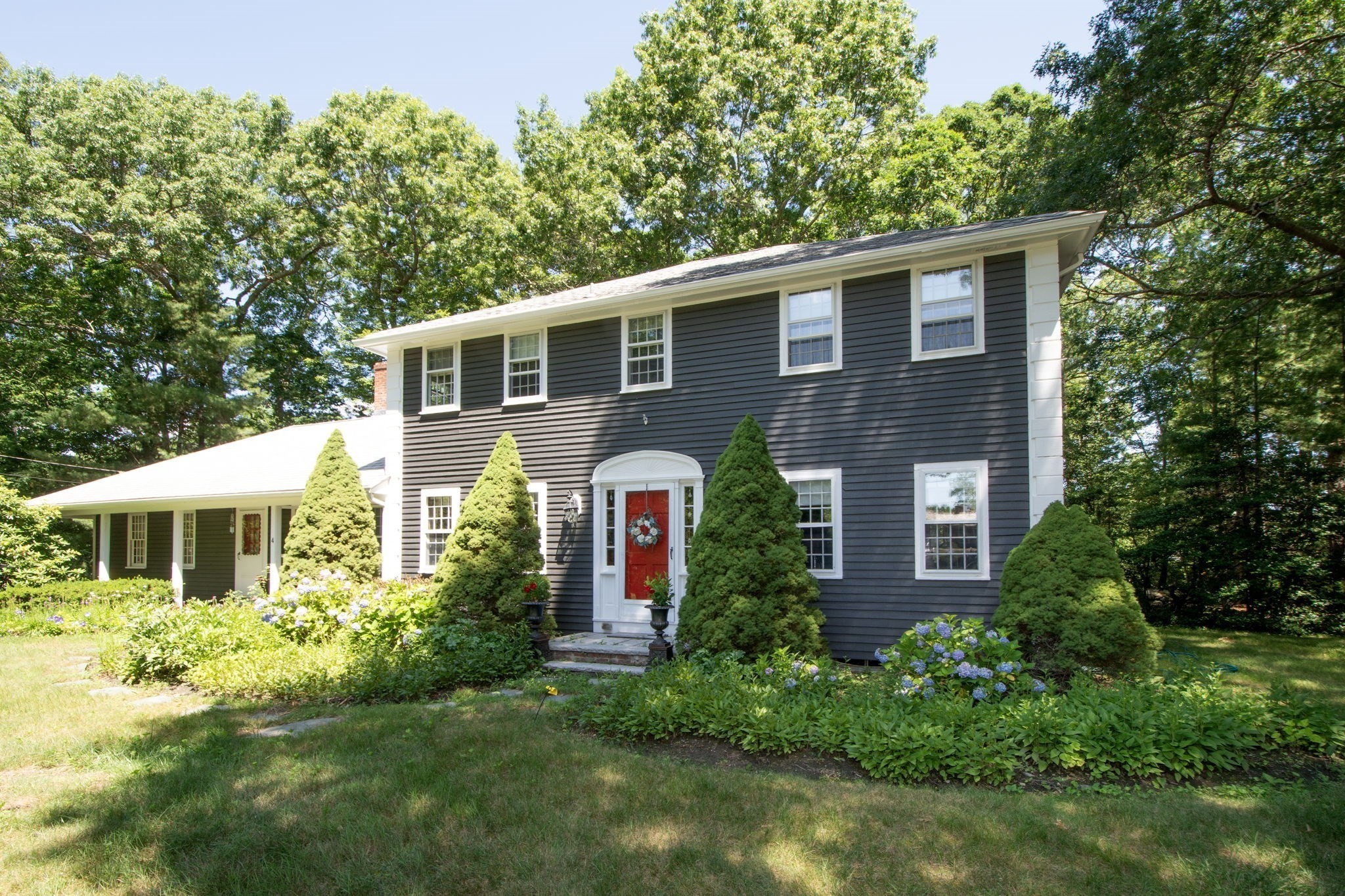 4 Old Forge Rd Property Photo 3